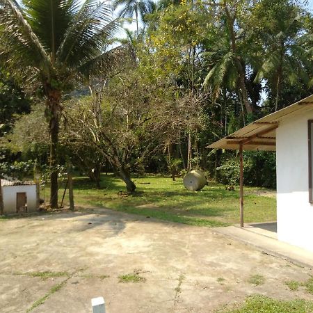 Chalé no Jardim ar condicionado Pereque Açú Ubatuba Exterior foto